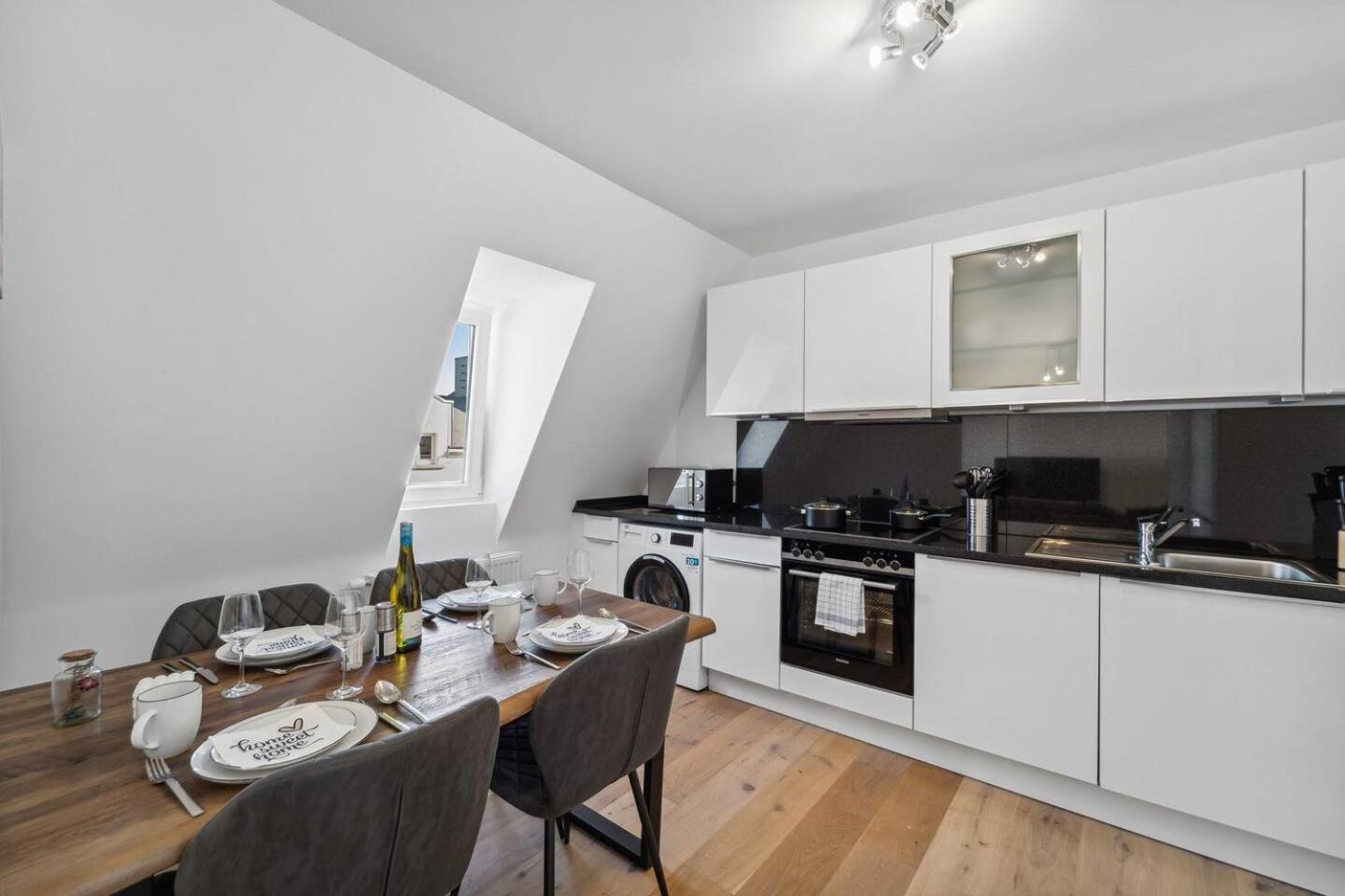 Infinity Stay Ferienapartments Rheinstrasse Wilhelmshaven Kültér fotó